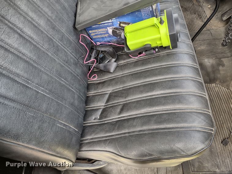 image for item DR8279 1985 GMC C7  pumper fire truck