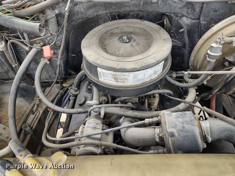 image for item DR8279 1985 GMC C7  pumper fire truck