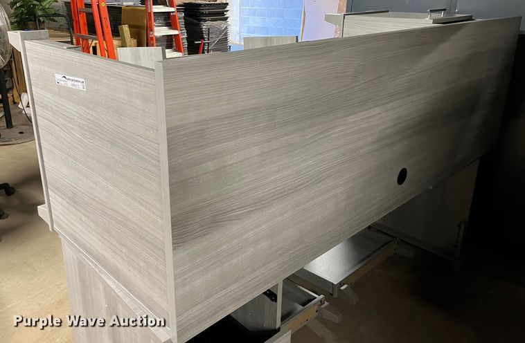 image for item HP9312 Desk