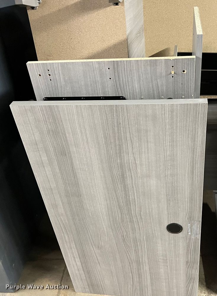 image for item HP9312 Desk