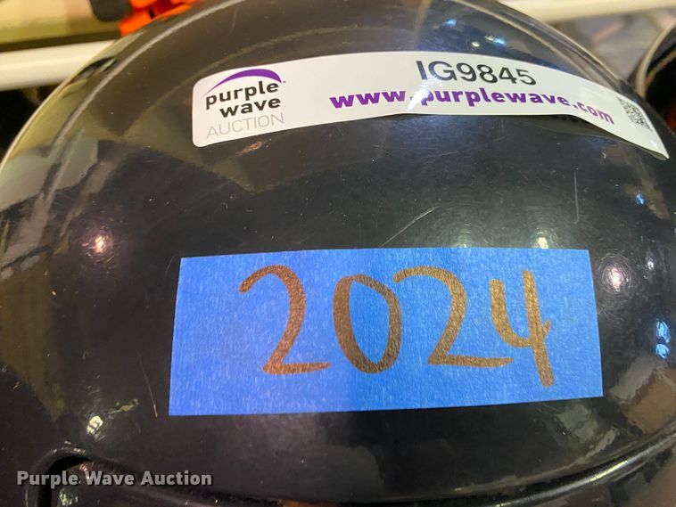 image for item IG9845 (3) trash cans