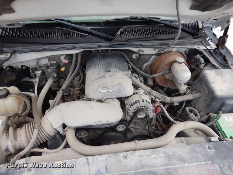 image for item IO9494 2006  Chevrolet Silverado 1500  Ext. Cab pickup truck