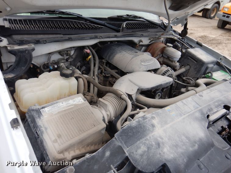 image for item IO9494 2006  Chevrolet Silverado 1500  Ext. Cab pickup truck