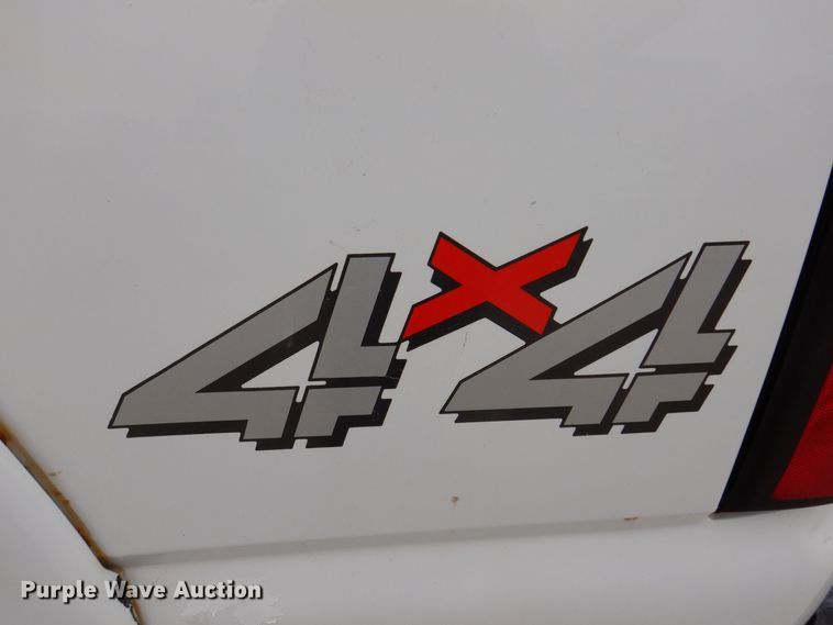 image for item IO9494 2006  Chevrolet Silverado 1500  Ext. Cab pickup truck