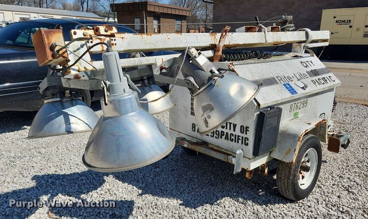 image for item JB9446 Coleman Engineering Rite Lite  light plant