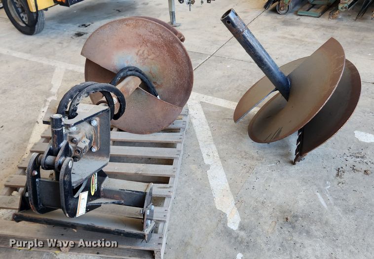 image for item JB9461 Quick Attach  compact utility loader auger