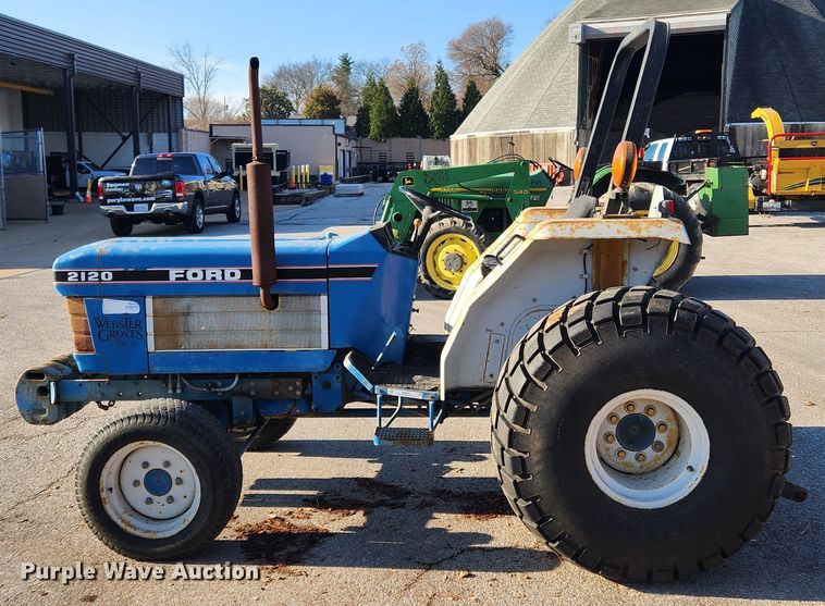 image for item JB9463 Ford 2120  MFWD tractor