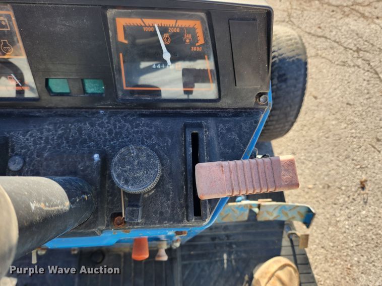 image for item JB9463 Ford 2120  MFWD tractor