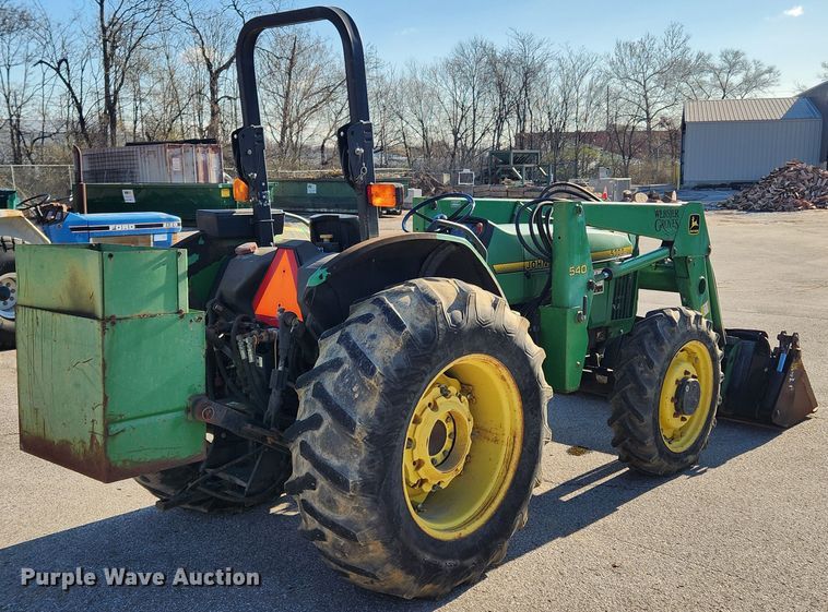 image for item JB9464 1992 John Deere 5300  MFWD tractor