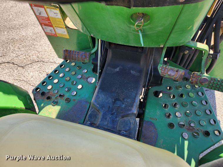 image for item JB9464 1992 John Deere 5300  MFWD tractor