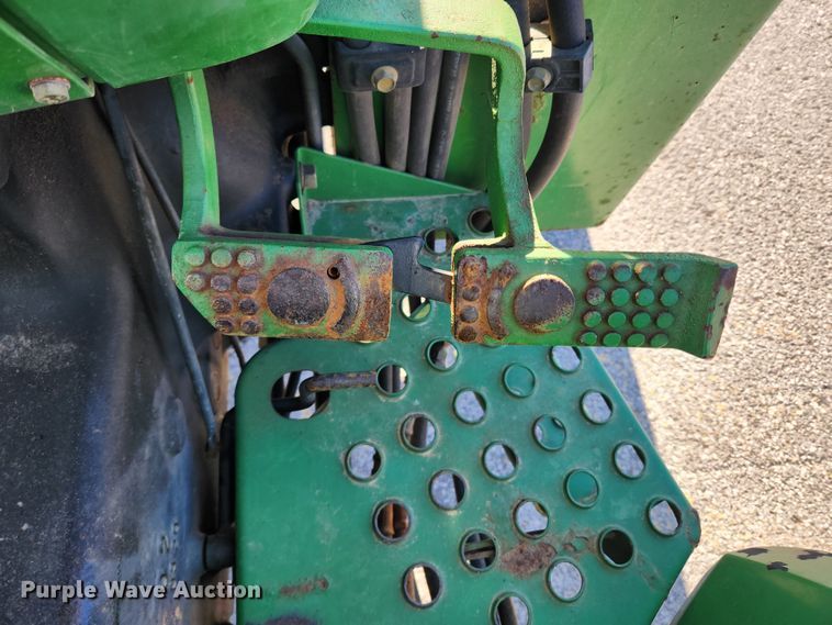 image for item JB9464 1992 John Deere 5300  MFWD tractor