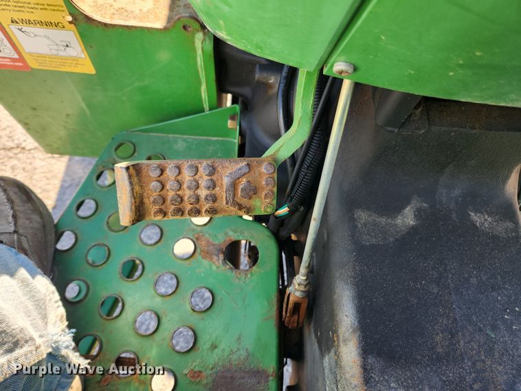 image for item JB9464 1992 John Deere 5300  MFWD tractor