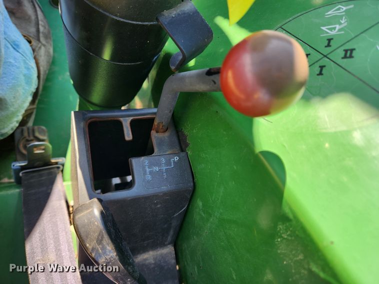 image for item JB9464 1992 John Deere 5300  MFWD tractor