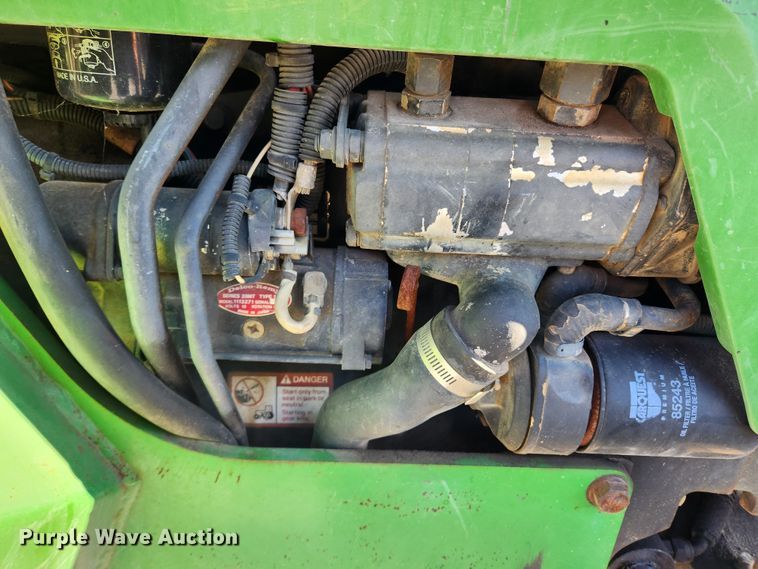 image for item JB9464 1992 John Deere 5300  MFWD tractor