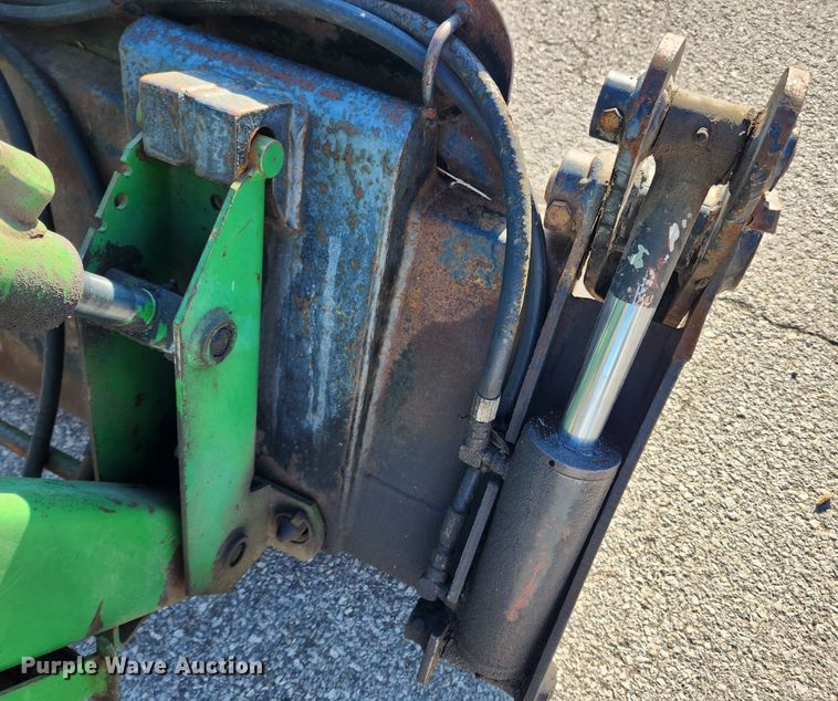 image for item JB9464 1992 John Deere 5300  MFWD tractor