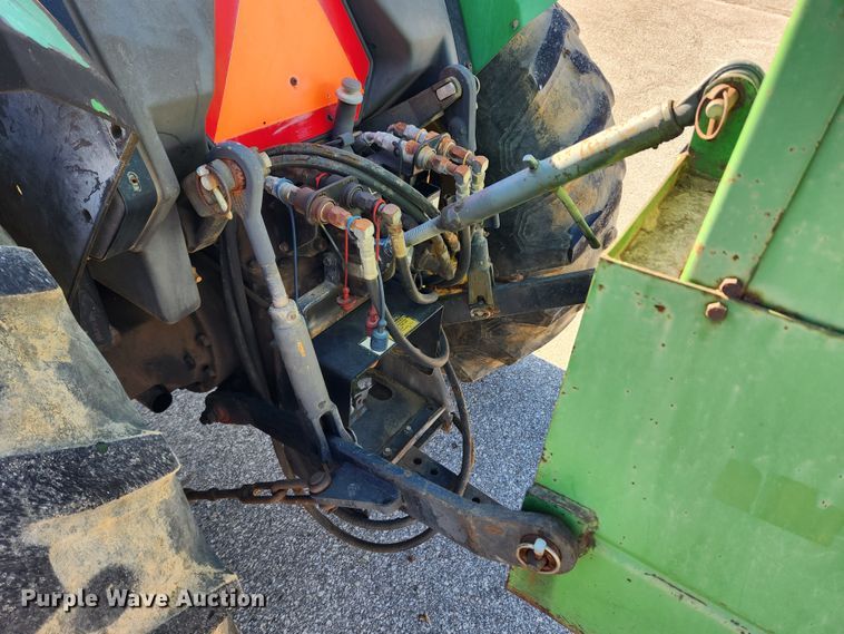 image for item JB9464 1992 John Deere 5300  MFWD tractor