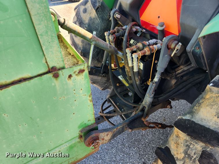 image for item JB9464 1992 John Deere 5300  MFWD tractor