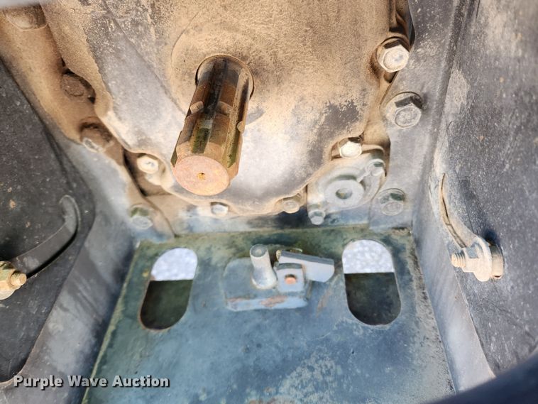 image for item JB9464 1992 John Deere 5300  MFWD tractor