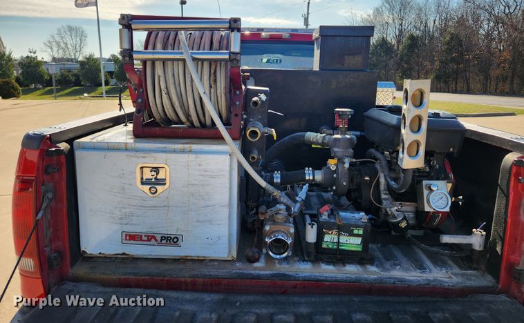 image for item JB9487 2000 Ford F350 Super Duty  SuperCab brush fire truck