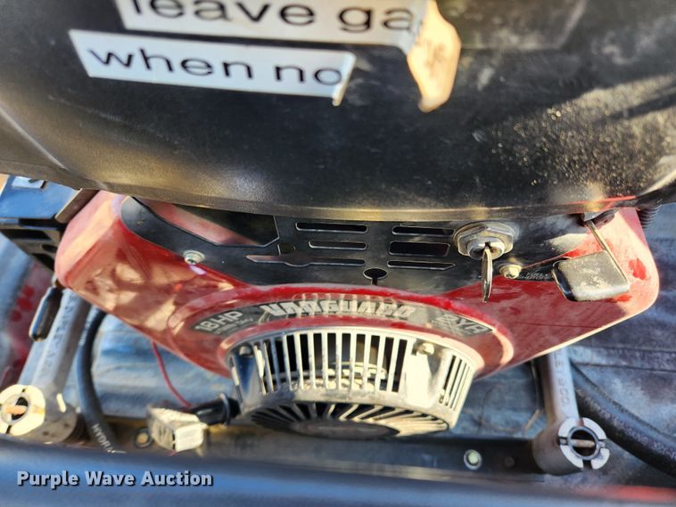 image for item JB9487 2000 Ford F350 Super Duty  SuperCab brush fire truck