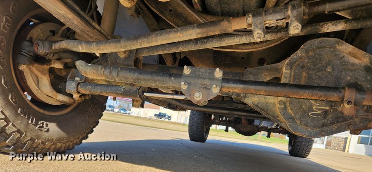 image for item JB9487 2000 Ford F350 Super Duty  SuperCab brush fire truck