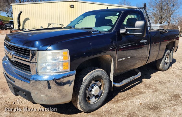 image for item JB9489 2007 Chevrolet Silverado 2500HD  pickup truck