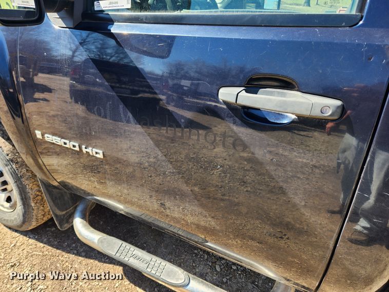 image for item JB9489 2007 Chevrolet Silverado 2500HD  pickup truck