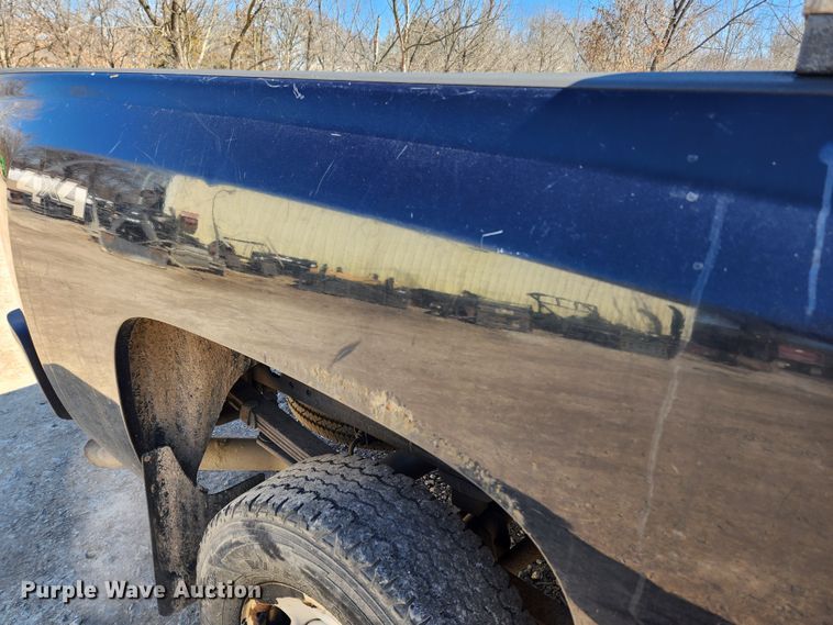 image for item JB9489 2007 Chevrolet Silverado 2500HD  pickup truck
