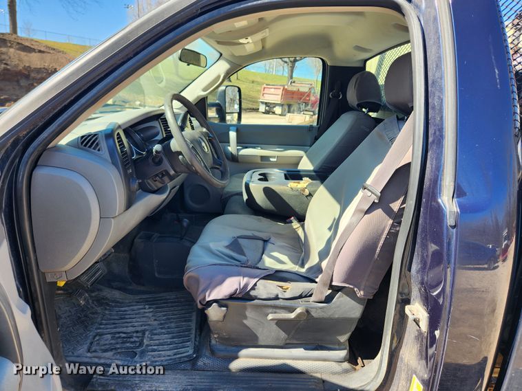 image for item JB9489 2007 Chevrolet Silverado 2500HD  pickup truck