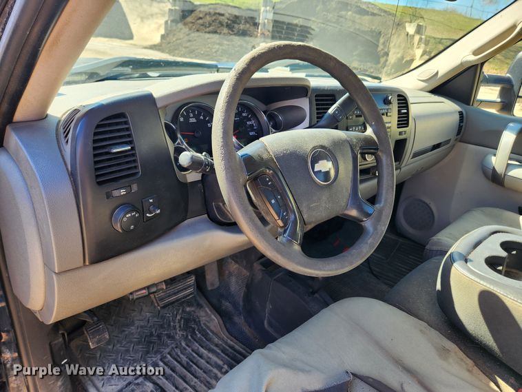 image for item JB9489 2007 Chevrolet Silverado 2500HD  pickup truck