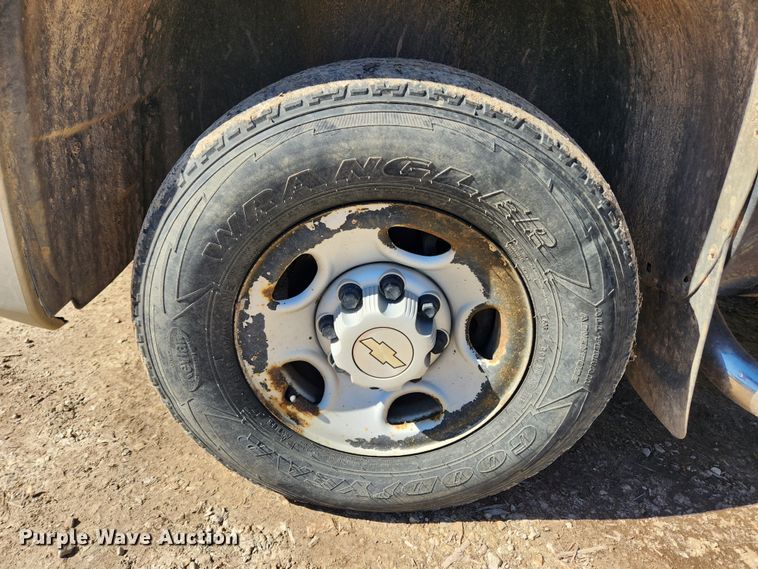 image for item JB9489 2007 Chevrolet Silverado 2500HD  pickup truck