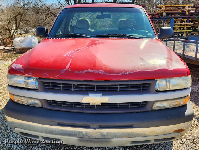 image for item JB9490 2002 Chevrolet Silverado 1500  pickup truck