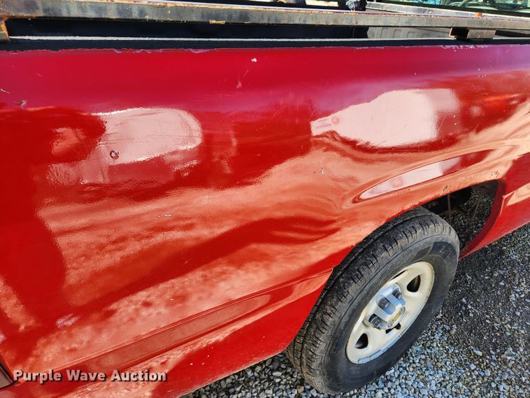 image for item JB9490 2002 Chevrolet Silverado 1500  pickup truck