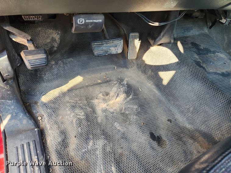 image for item JB9490 2002 Chevrolet Silverado 1500  pickup truck