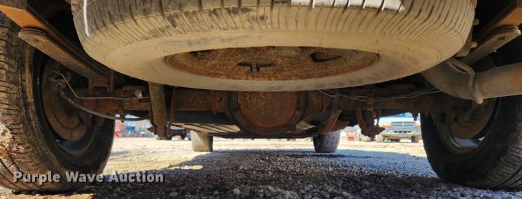 image for item JB9490 2002 Chevrolet Silverado 1500  pickup truck