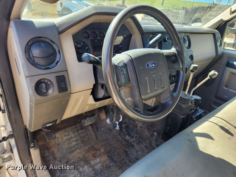 image for item JB9491 2008 Ford F350 Super Duty XL  dump bed pickup truck