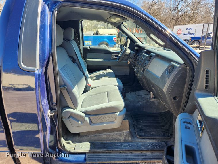 image for item JB9492 2011 Ford F150 XL  pickup truck