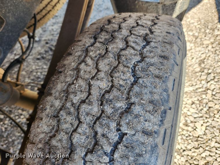 image for item JB9492 2011 Ford F150 XL  pickup truck