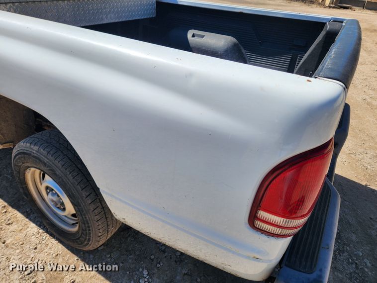 image for item JB9493 2001 Dodge Dakota  pickup truck