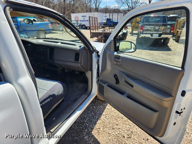 image for item JB9493 2001 Dodge Dakota  pickup truck