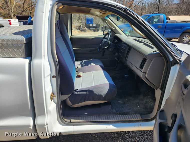 image for item JB9493 2001 Dodge Dakota  pickup truck