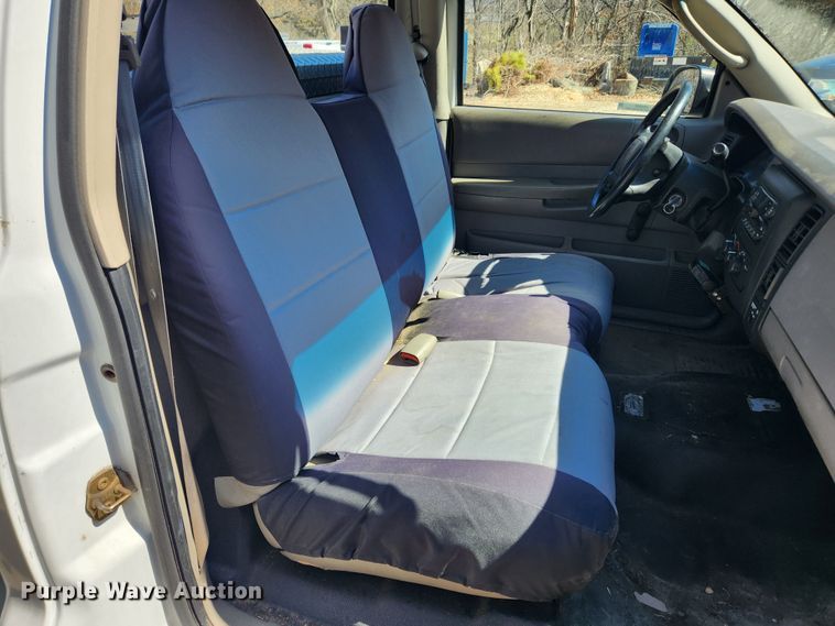 image for item JB9493 2001 Dodge Dakota  pickup truck