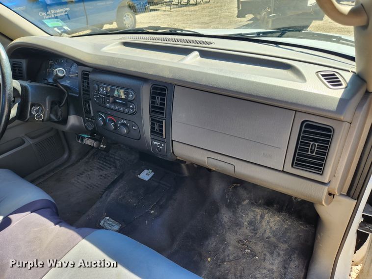 image for item JB9493 2001 Dodge Dakota  pickup truck