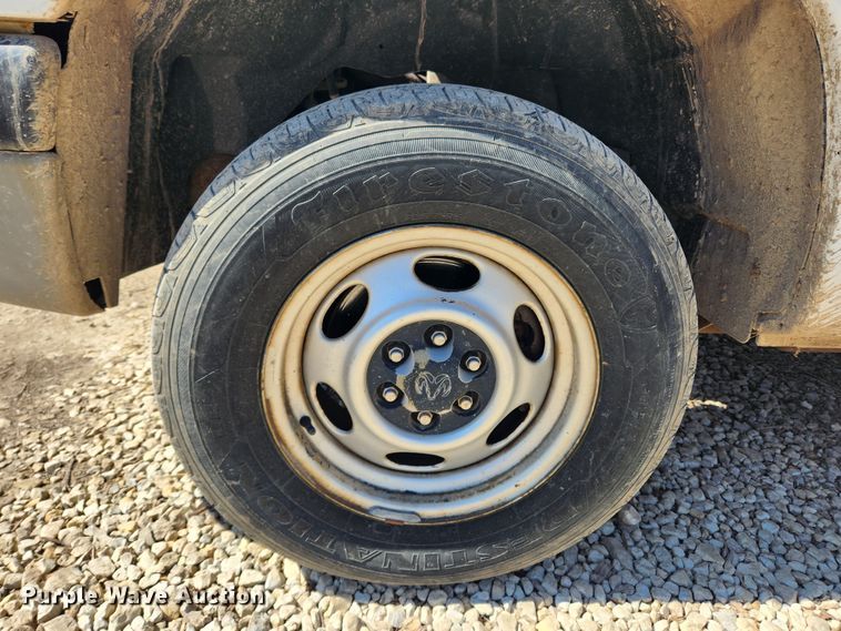 image for item JB9493 2001 Dodge Dakota  pickup truck