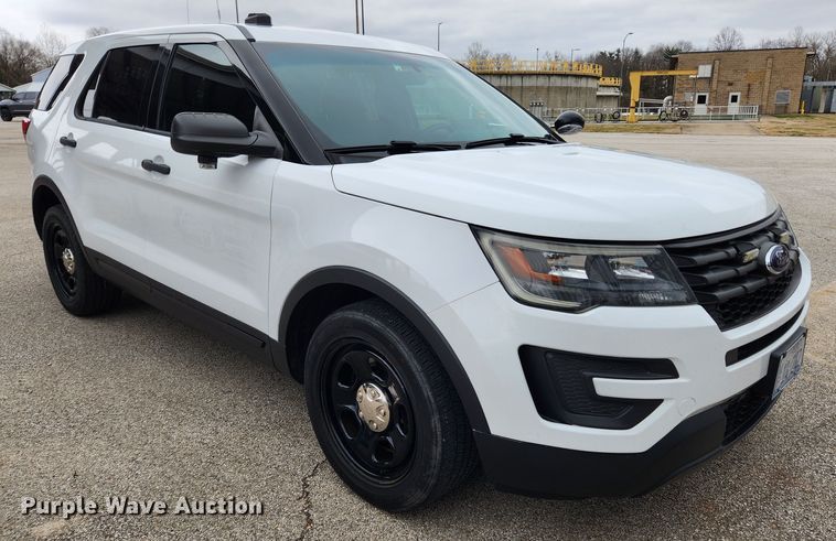 image for item JB9501 2017 Ford Explorer Police Interceptor  SUV