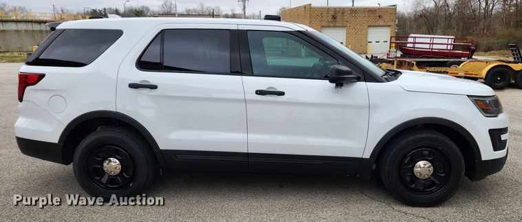 image for item JB9501 2017 Ford Explorer Police Interceptor  SUV