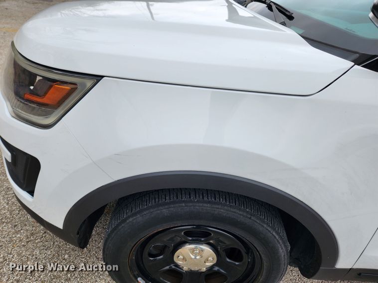 image for item JB9501 2017 Ford Explorer Police Interceptor  SUV