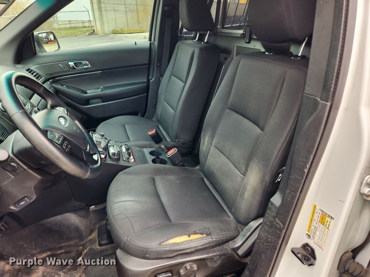 image for item JB9501 2017 Ford Explorer Police Interceptor  SUV