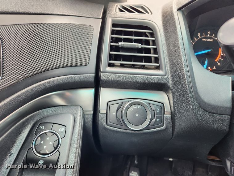 image for item JB9501 2017 Ford Explorer Police Interceptor  SUV