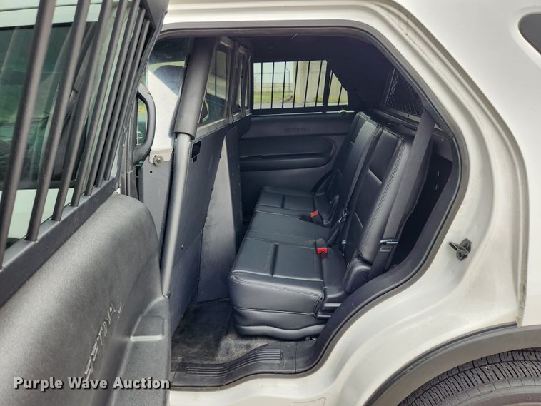 image for item JB9501 2017 Ford Explorer Police Interceptor  SUV